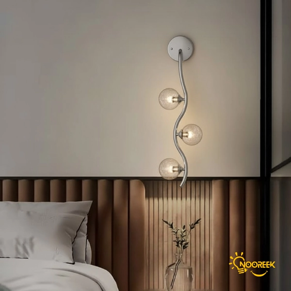 خرید چراغ دیواری ونوس نقره ای